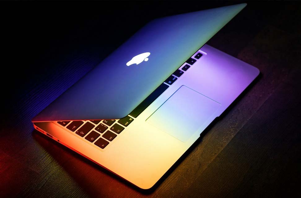 Apple Laptops